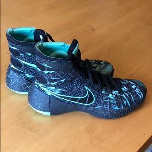 NIKE Men's Hyperdunk 2015 TB Basketball Shoe NEW